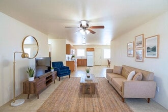 8590 W Magnum Dr in Arizona City, AZ - Building Photo - Building Photo