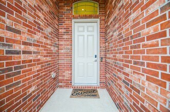 17902 Logans Pine Dr in Tomball, TX - Foto de edificio - Building Photo