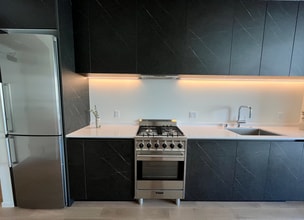 230 7th St, Unit 401 in San Francisco, CA - Building Photo - Building Photo