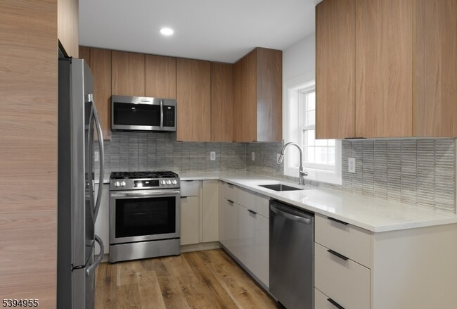 42 Church St in South Orange, NJ - Building Photo - Building Photo