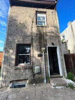 1071 Diamond St in Camden, NJ - Building Photo