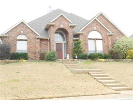 818 Hunters Glen in Rockwall, TX - Building Photo
