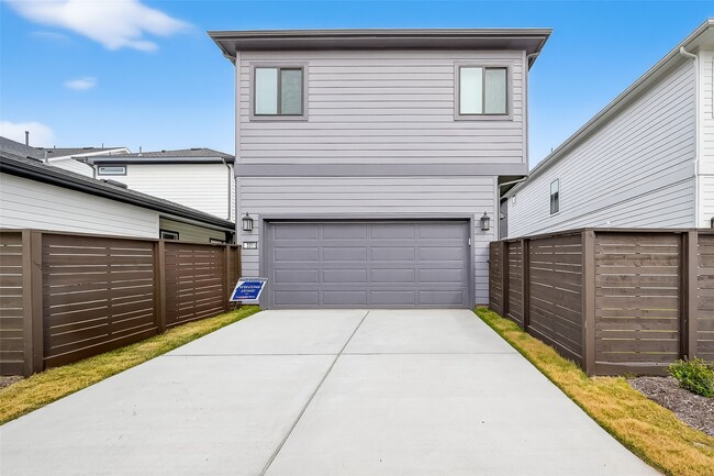 3311 Full Bellied Ln in Richmond, TX - Building Photo - Building Photo