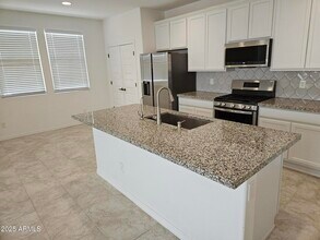 14224 W Hackamore Dr in Surprise, AZ - Building Photo - Building Photo