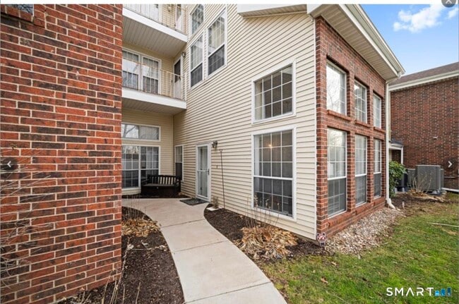 property at 211 Carriage Crossing Ln