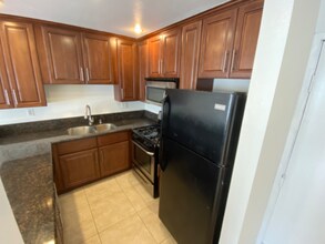 11117 Hartsook St in Los Angeles, CA - Building Photo - Building Photo