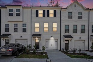 3170 Washburn St SE in Atlanta, GA - Building Photo