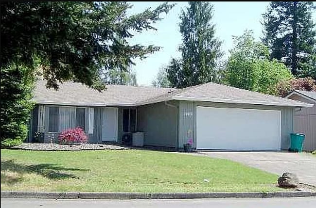 property at 1905 SE 139th Ave