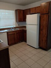 7900 Brodie Ln in Austin, TX - Building Photo - Building Photo