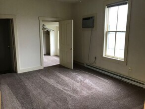 39 E Willow St in Elizabethtown, PA - Building Photo - Building Photo