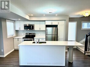 635 Makwa Private in Ottawa, ON - Building Photo - Building Photo