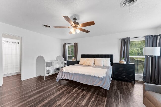 property at 910 Imperial Ln