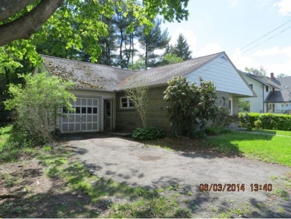 19 Wheeler St in Deposit, NY - Foto de edificio - Building Photo