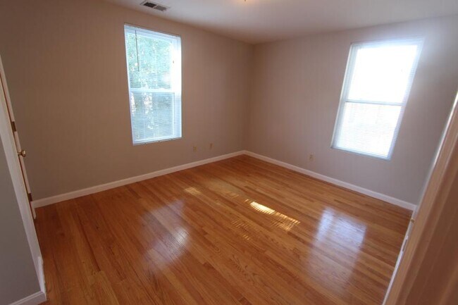 property at 344 Putnam Ave