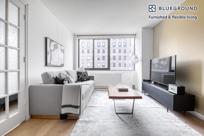 1 Union Square South, Unit FL11-ID178