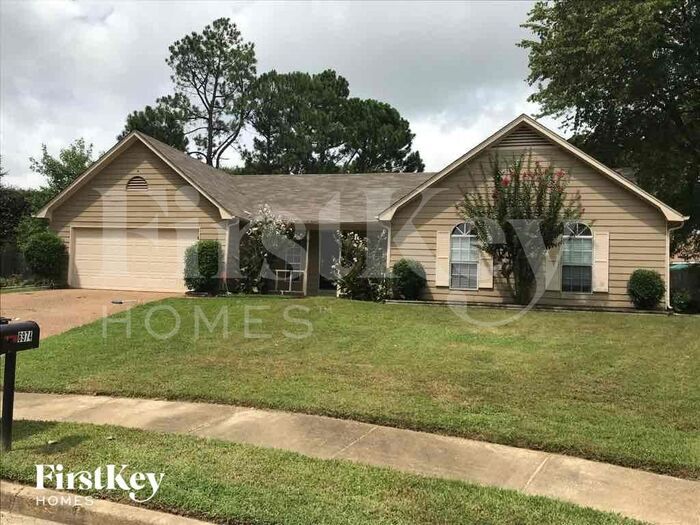6974 Autumn Crest Cove in Memphis, TN - Building Photo