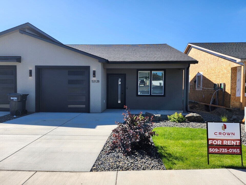 5312 W Wernett Rd in Pasco, WA - Building Photo