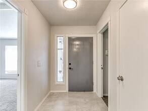 6913 Fawn Canyon Dr in Oklahoma City, OK - Building Photo - Building Photo