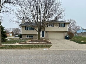 5310 S 78th St in Lincoln, NE - Building Photo - Building Photo