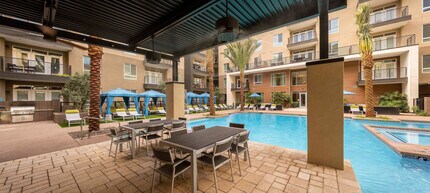 Carter in Scottsdale, AZ - Foto de edificio - Building Photo