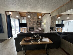 13623 E Yale Ave in Aurora, CO - Building Photo - Building Photo