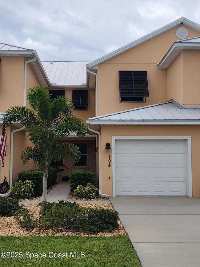property at 3951 Playa Del Sol Dr