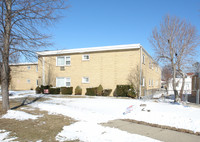 9910 Pacific Ave in Franklin Park, IL - Building Photo - Building Photo