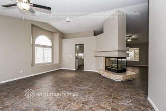 10827 Rising Smoke Ct in Las Vegas, NV - Foto de edificio - Building Photo