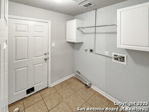 26023 Indian Clf in San Antonio, TX - Building Photo - Building Photo