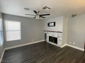 2420 Pebble Springs Ct in Henderson, NV - Building Photo - Building Photo