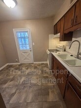 13121 6 St in Grandview, MO - Building Photo - Building Photo