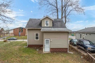 520 Ardella Ave in Akron, OH - Building Photo - Building Photo