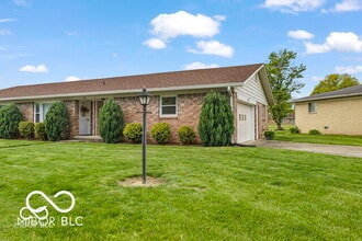298 Heritage Dr in Danville, IN - Building Photo - Building Photo