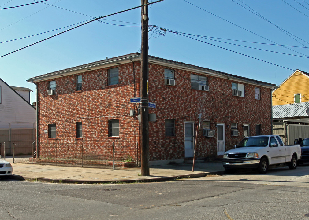 1634 Pauger St in New Orleans, LA - Foto de edificio