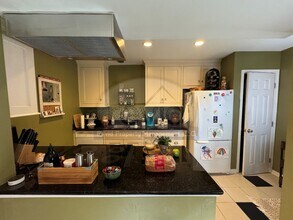 531 Peabody Square in Memphis, TN - Building Photo - Building Photo