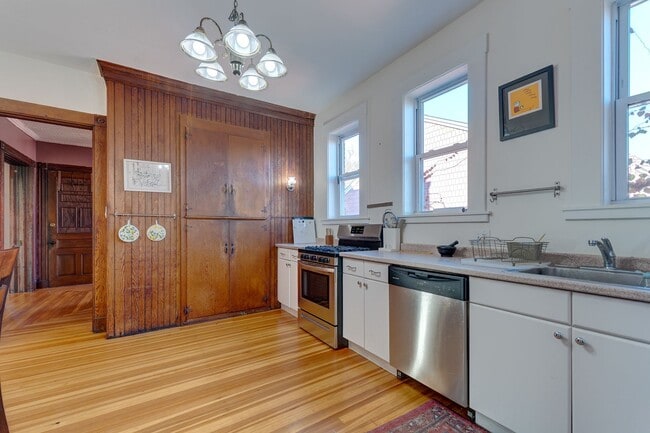 119 Olive St in New Haven, CT - Building Photo - Building Photo