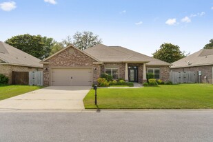 2336 Cummings Dr in Fort Walton Beach, FL - Building Photo