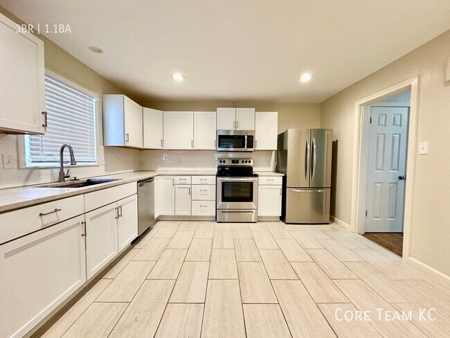 629 E Meyer Blvd in Kansas City, MO - Building Photo - Building Photo