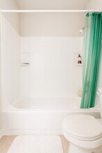 1100 N Plum Grove Rd in Schaumburg, IL - Building Photo - Building Photo
