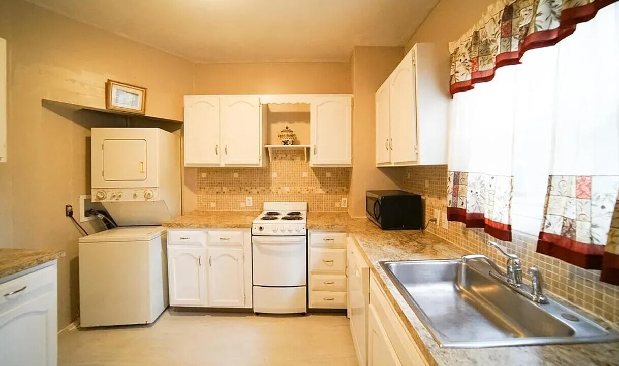 10R Gardner St in Boston, MA - Building Photo
