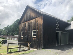 190 Russell St-Unit -3-C in Hadley, MA - Building Photo - Building Photo