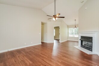 1059 Cedar Creek Village Rd in Mount Juliet, TN - Building Photo - Building Photo