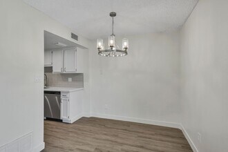 8223 N 34th Dr in Phoenix, AZ - Building Photo - Building Photo