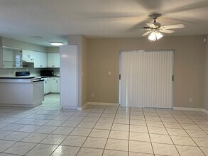 3124 W Powhatan Ave in Tampa, FL - Foto de edificio - Building Photo