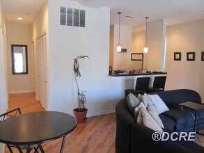 2054 W Chase Ave in Chicago, IL - Building Photo - Building Photo