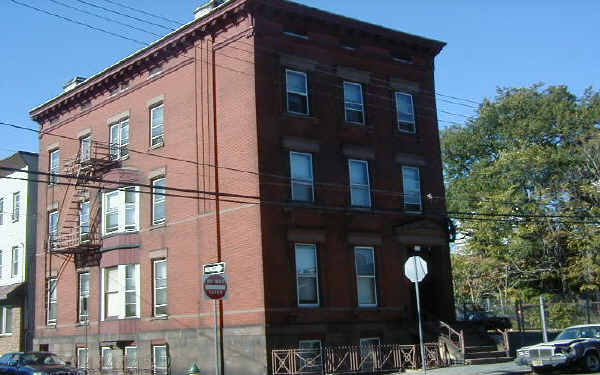 49 Columbia St in Newark, NJ - Building Photo - Building Photo