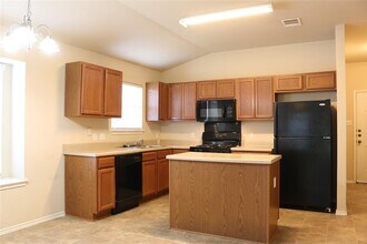 2855 Shadowpoint Cove in Round Rock, TX - Building Photo - Building Photo