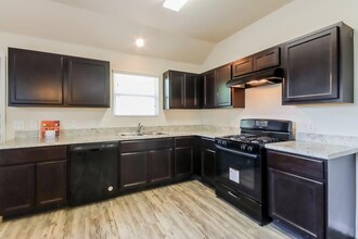 13146 City Grn Trl in Houston, TX - Building Photo - Building Photo