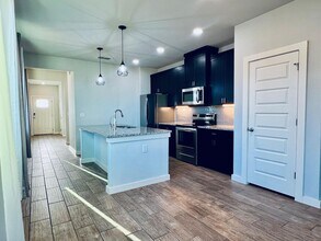 4734 Turquoise Pk in San Antonio, TX - Foto de edificio - Building Photo