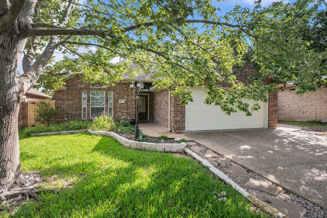 4212 Drogo Ct in College Station, TX - Building Photo